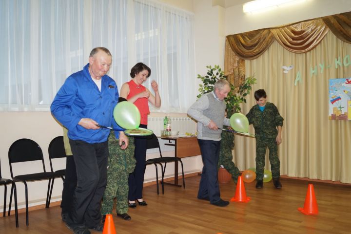 В приюте «Теплый дом» провели конкурсную программу «А ну- ка, парни!»