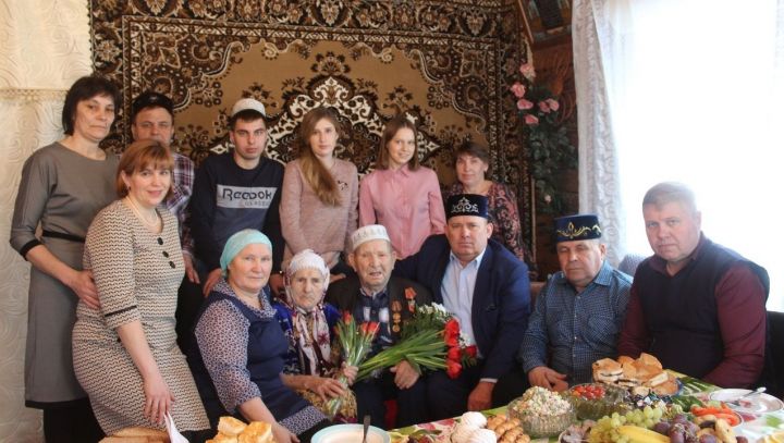 Жителю деревни Старые Чукалы Дрожжановского района  исполнилось 90 лет