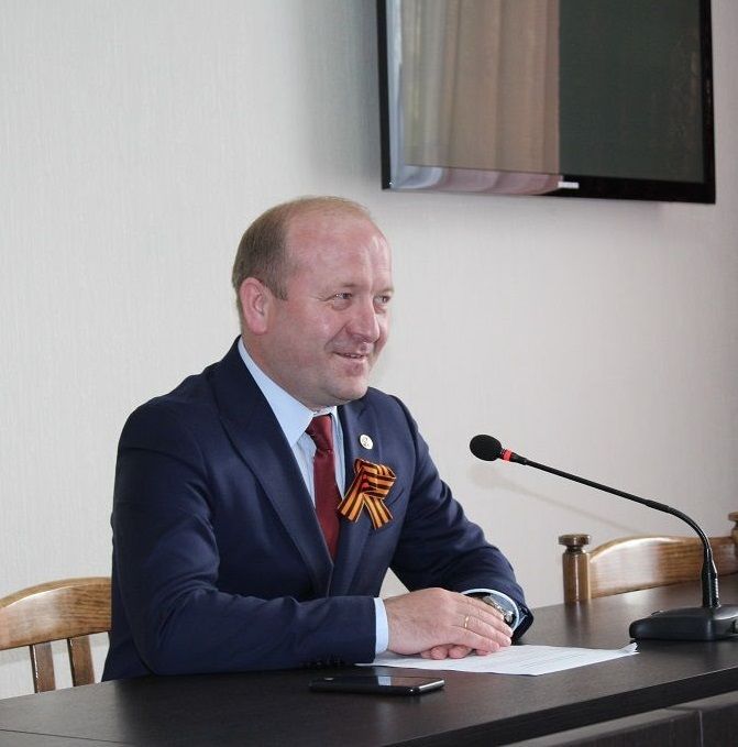 Глава Дрожжановского района Марат Гафаров отмечает день рождения