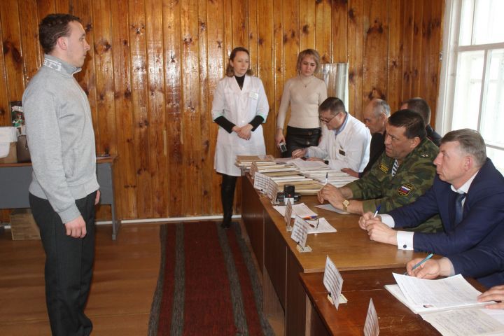Сорок пять призывников из  Дрожжановского района пополнят ряды Вооруженных сил России
