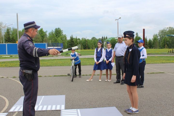 Дрожжановские юные инспектора дорожного движения состязались  в конкурсе “Безопасное колесо - 2019”