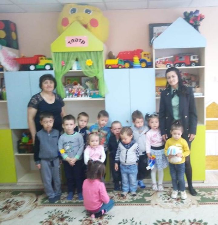 В Дрожжановском районе проходит акция «Судебные приставы - детям»