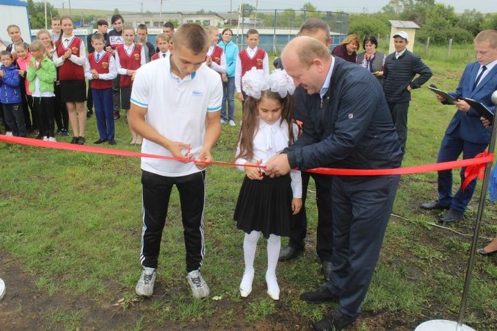 В Дрожжаном открыли ещё две спортивные площадки