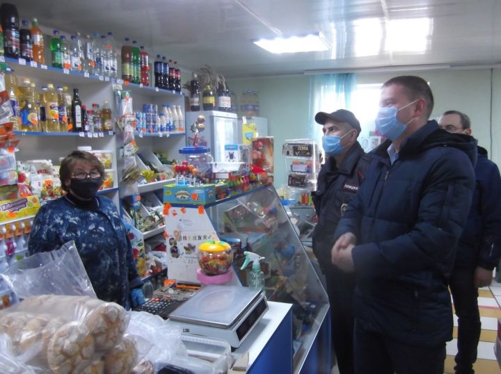 В Дрожжановском районе проводят рейды по выявлению граждан без масок