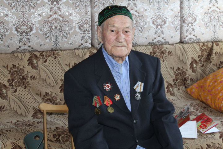 В Дрожжаном простились с ветераном Великой Отечественной войны