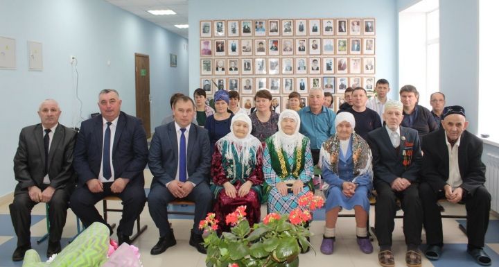 В Дрожжановском районе продолжается вручение юбилейных медалей 75 летия Победы