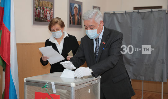 Фарид Мухаметшин проголосовал за поправки к Конституции РФ &nbsp;