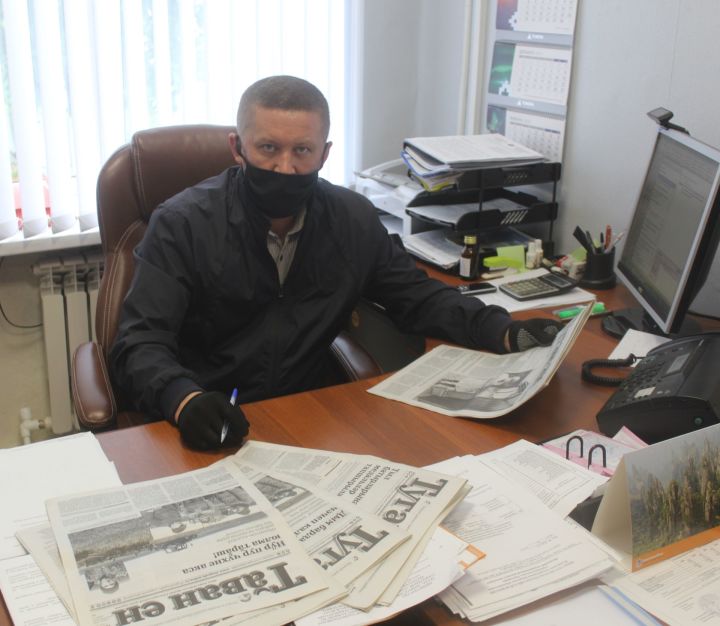 Директор ЦЗН Дрожжановского района присоединился к акции «Подари подписку!»