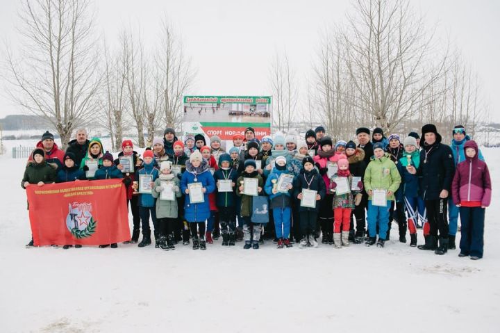 В Дрожжаном прошла лыжная гонка, посвященная памяти П.В.Дементьева