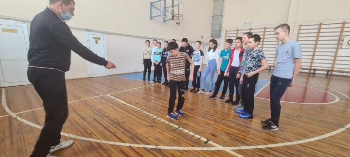 Дрожжановские школьники познакомились с историей комплекса ГТО
