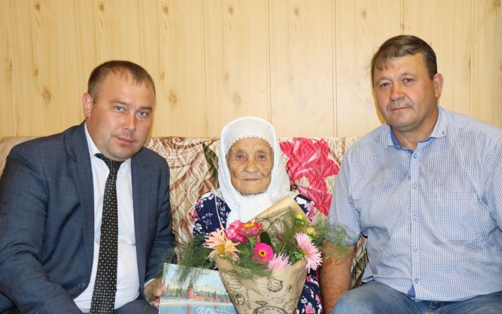 Жительнице села Верхние Каракитяны Дрожжановского района исполнилось 95 лет