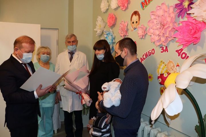 В Дрожжановском районе состоялась торжественная выписка первого ребенка в 2022 году
