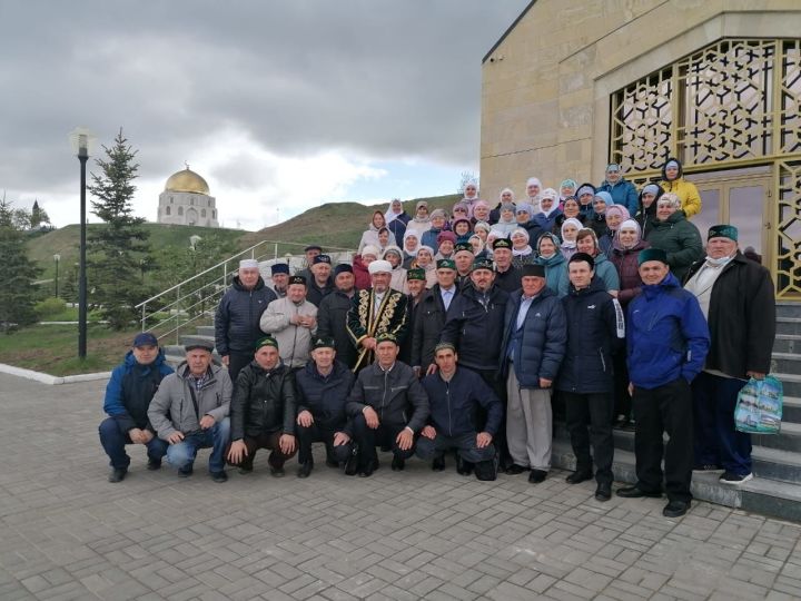 Дрожжановская делегация находится на празднике «Изге Болгар җыены»