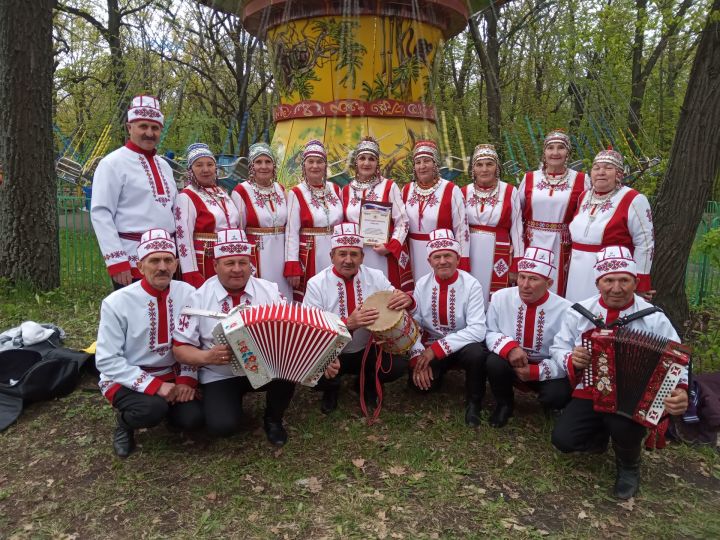 Ансамбль&nbsp; «Хелхем» выступил на празднике "Акатуй" в  Ульяновске