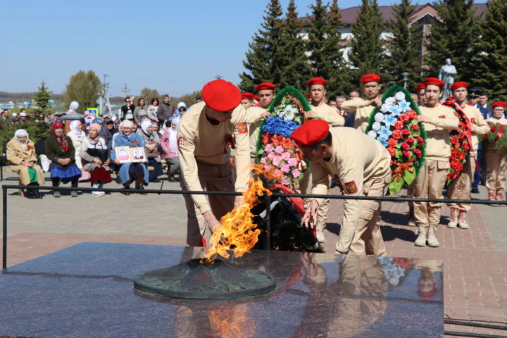В Дрожжановском районе состоялся торжественный митинг ко Дню Победы
