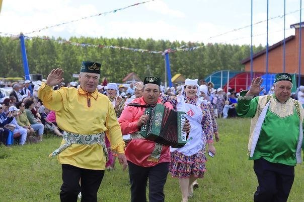 В Дрожжановском районе ярко и красочно прошел Сабантуй