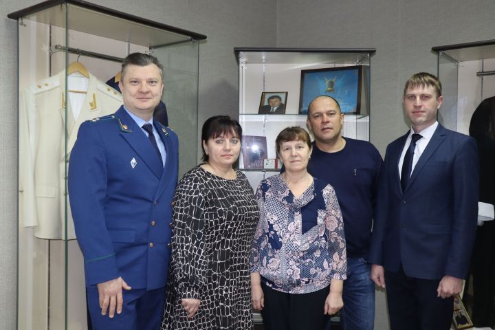 Чүпрәле районы прокуроры Олег Гайнетдинов: «Гаилә елында балалар һәм яшьләр хокукларын яклау өлкәсенә зур игътибар биреләчәк»