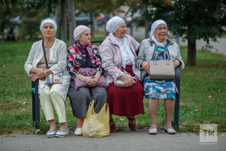 Минтруд напомнил о мерах соцподдержки пожилых людей