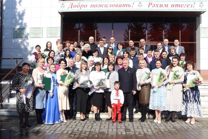 В Дрожжановском районе РТ прошло праздничное мероприятие, посвященное Дню работника культуры