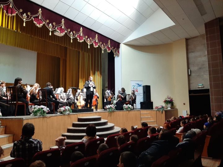 В Дрожжановском районе был организован концерт оркестра Татарского театра имени Камала