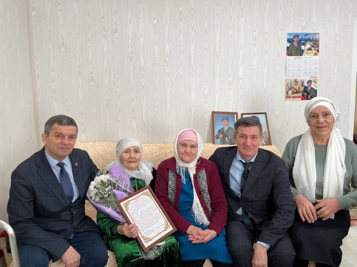 Тӑван ҫӗр ҫинче пурӑннипе телейлӗ