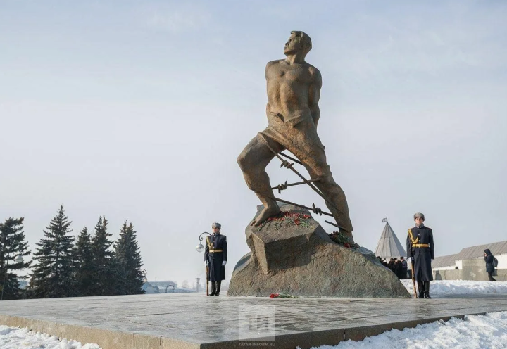 120 лет со дня рождения Мусы Джалиля: жизнь и подвиг поэта