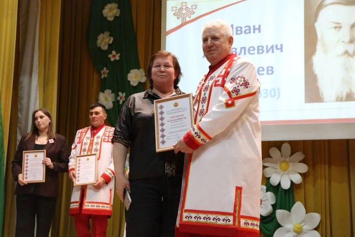 В Дрожжановском районе почтили память создателя чувашского букваря Ивана Яковлева