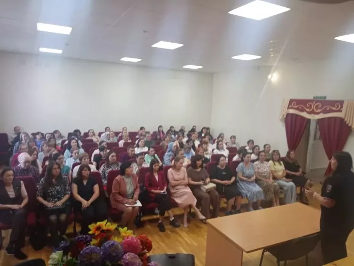 Итоговое родительское собрание в Стародрожжановской СОШ № 1: вместе — о безопасности детей