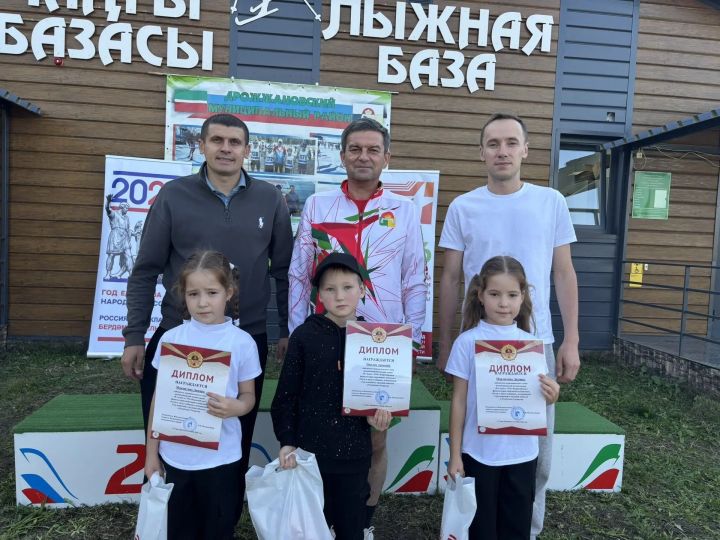 В Дрожжановском районе наградили победителей онлайн-акции «В 1 класс с ГТО»