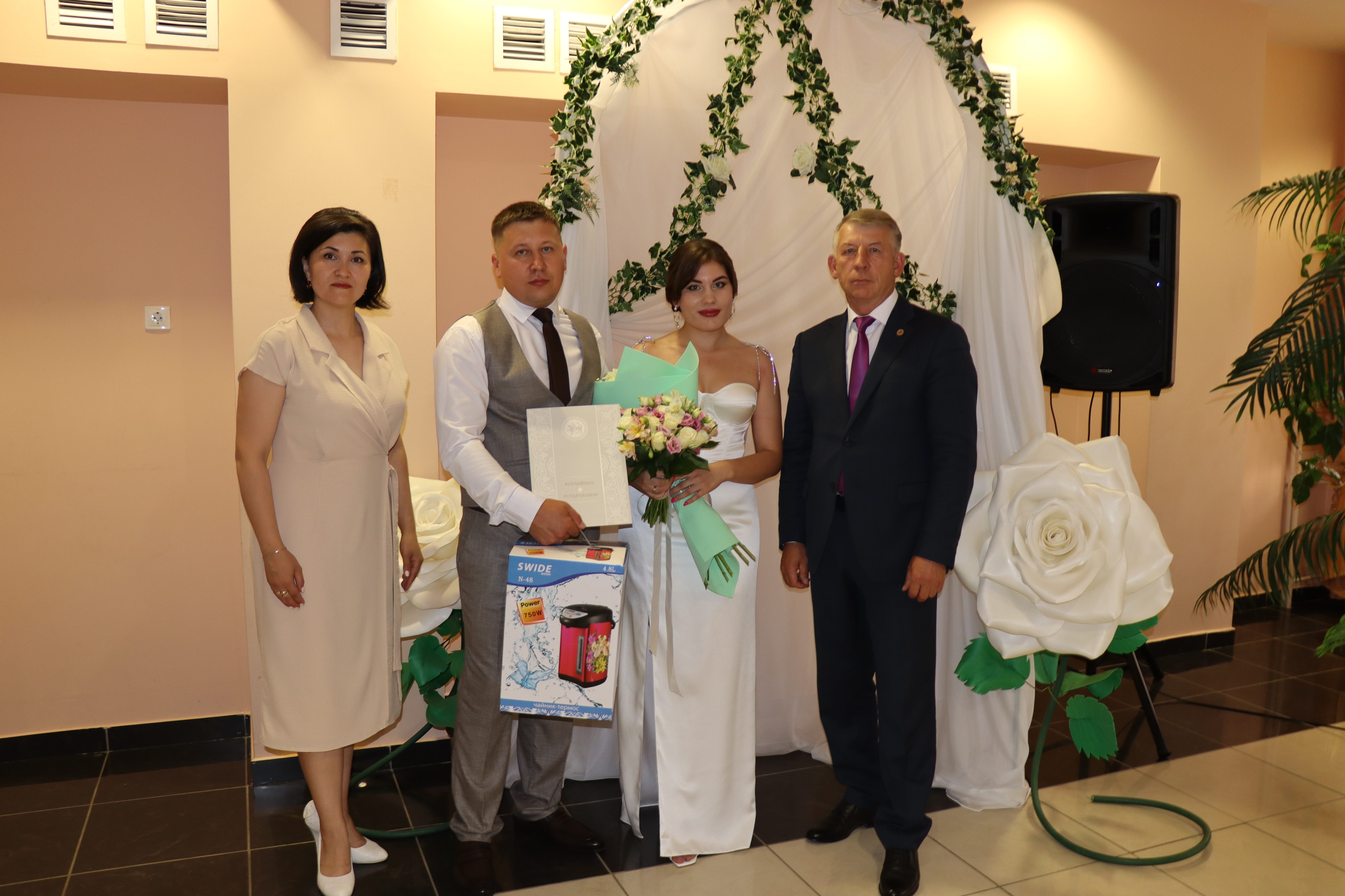 Регистрация брака в день се6мьи, любви и верности. Фото Раниля Алиуллова