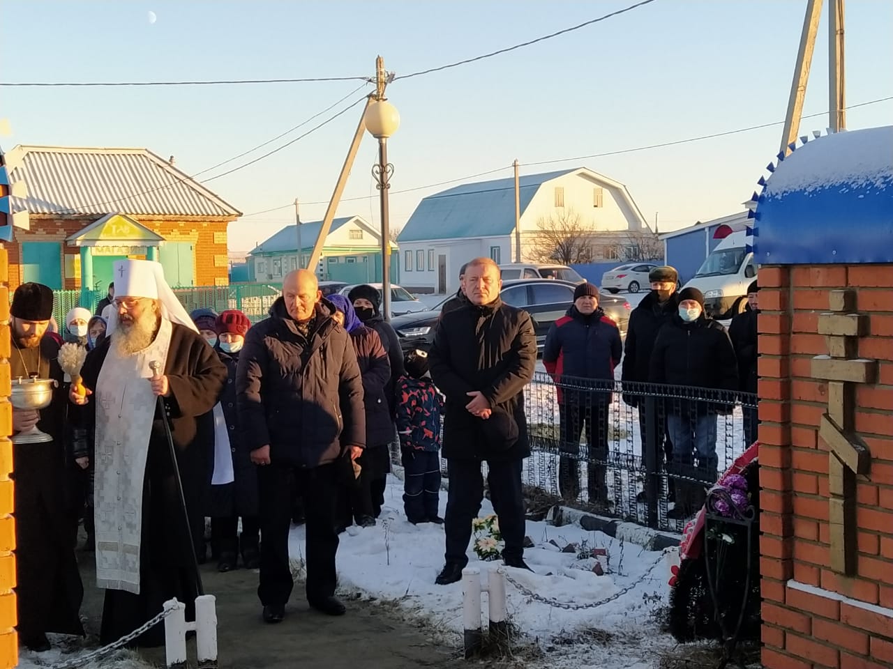 Село убей. Похороны Дениса Петрова старое Ильмово Дрожжановский район. Андрей Годунов новое Ильмово похороны Дрожжаное. В Дрожжановском районе простились с Годуновым.