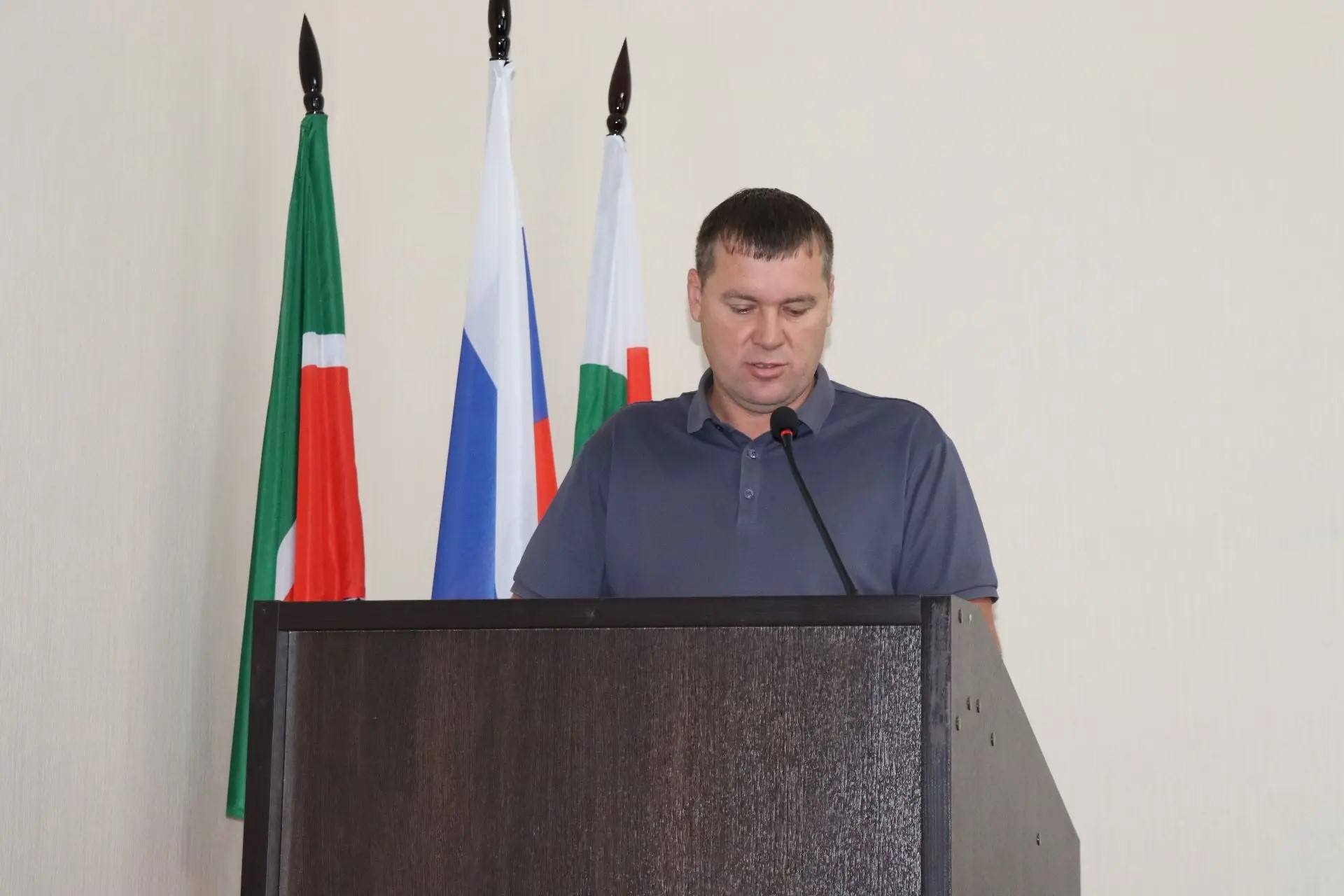начальник ветеринарной службы района Расим Низмамов