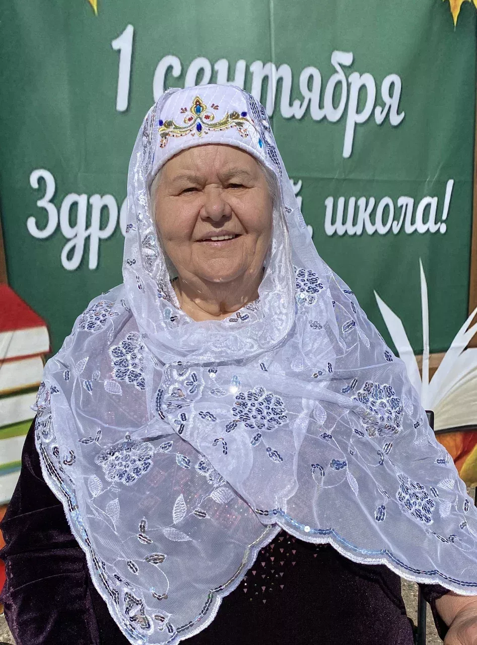 Кече Чынлы авылында яшәүче Рәйсә Касыйм кызы Алимованың олы юбилее