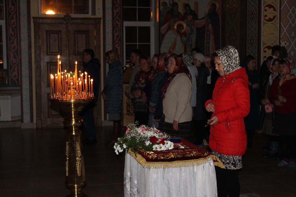 Марат Гафаров  поздравил  православных жителей  района с Пасхой