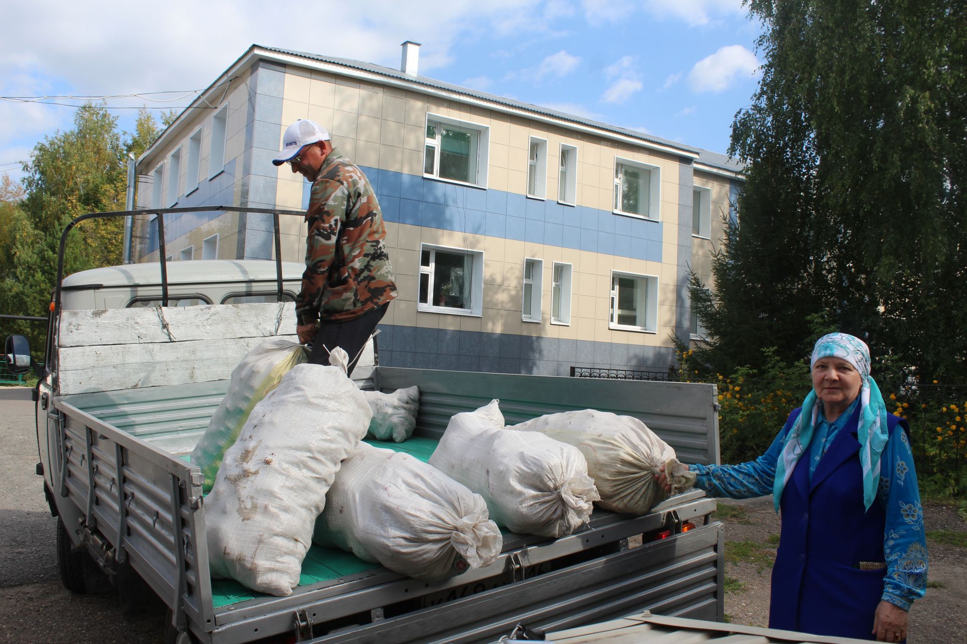 Родной край газета дрожжановский. Дрожжановский район. Люди Дрожжановского района. РДК Дрожжаное. Шланга Дрожжановский район.