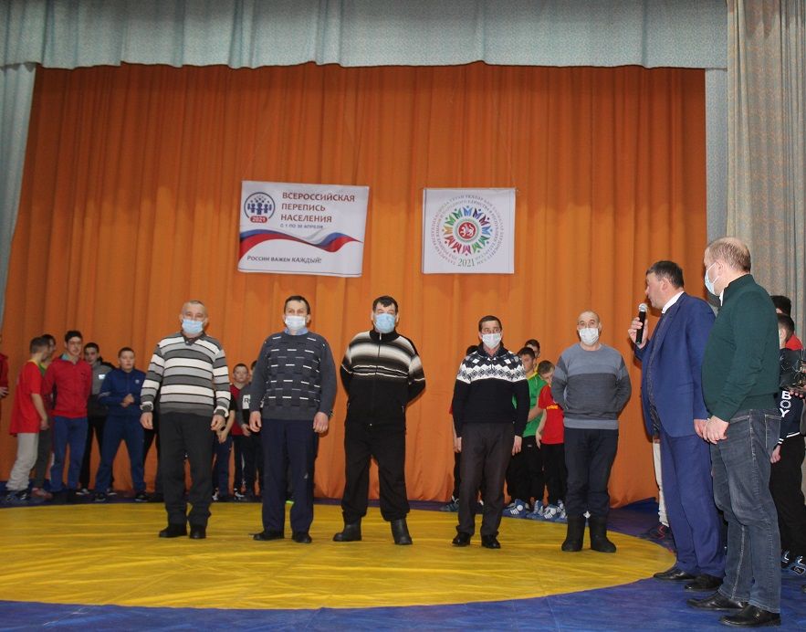 В селе Нижние Каракитяны прошёл турнир по национальной борьбе «Корэш» памяти Фарита Азизова