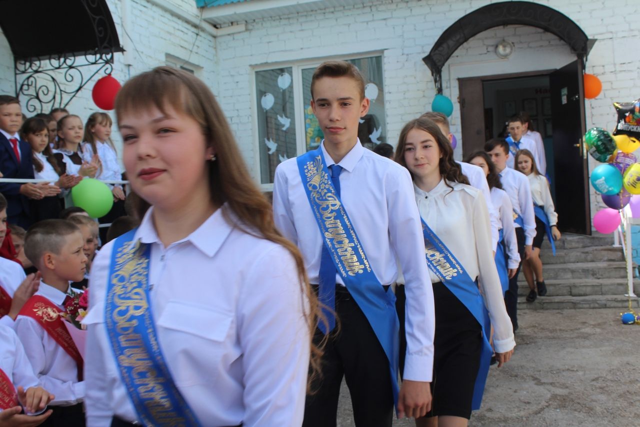 Выпускник Алешкин-Саплыкской СОШ Дрожжановского района учредил именную стипендию