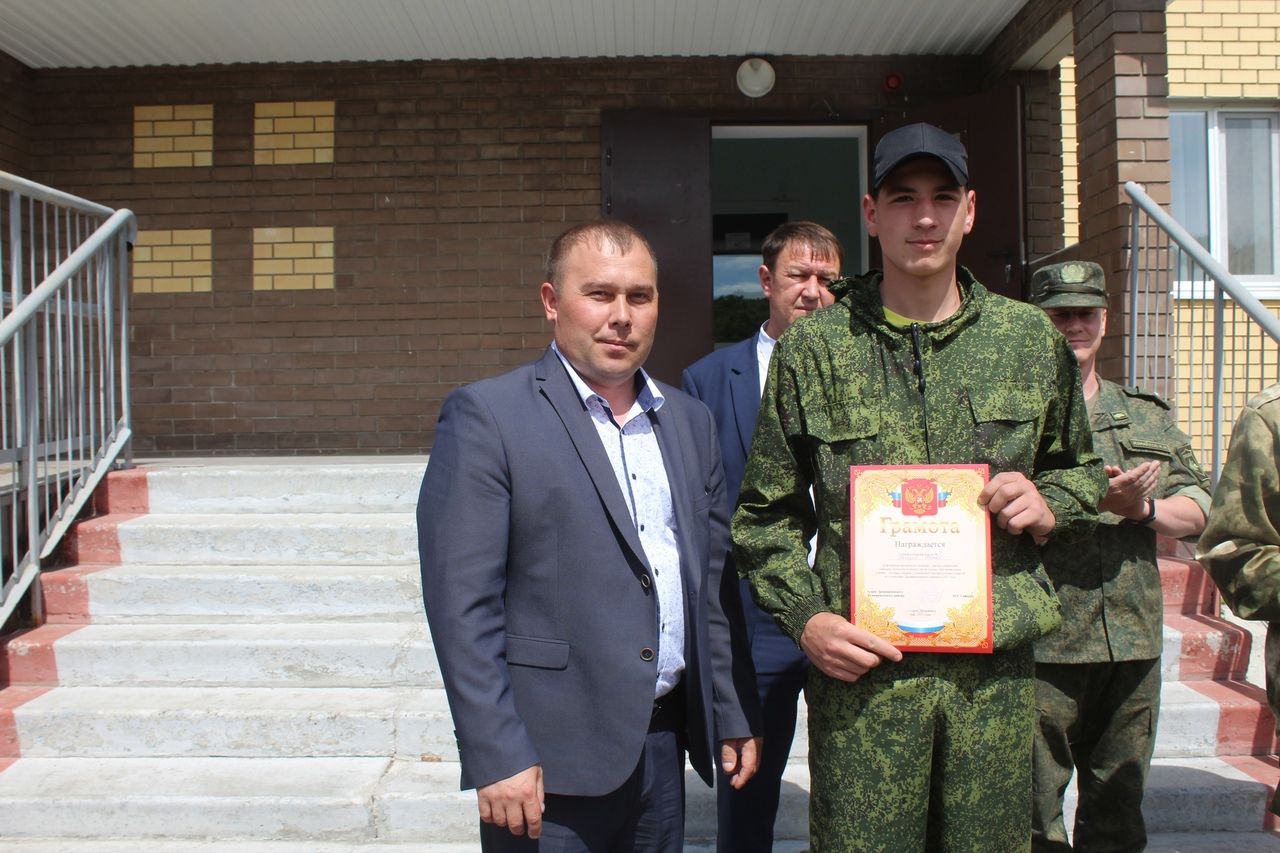 В лагере “Чайка” Дрожжановского района состоялось закрытие военно-полевых сборов