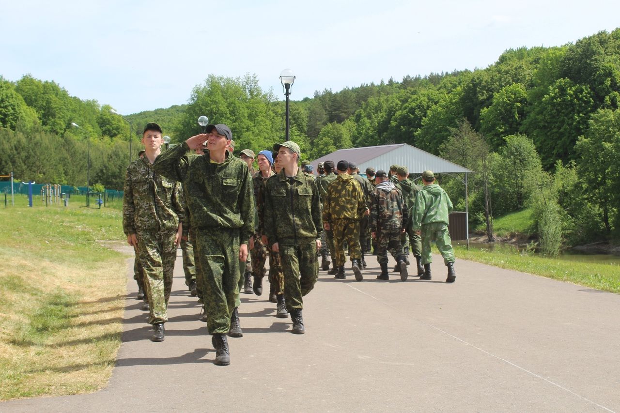 В лагере “Чайка” Дрожжановского района состоялось закрытие военно-полевых сборов