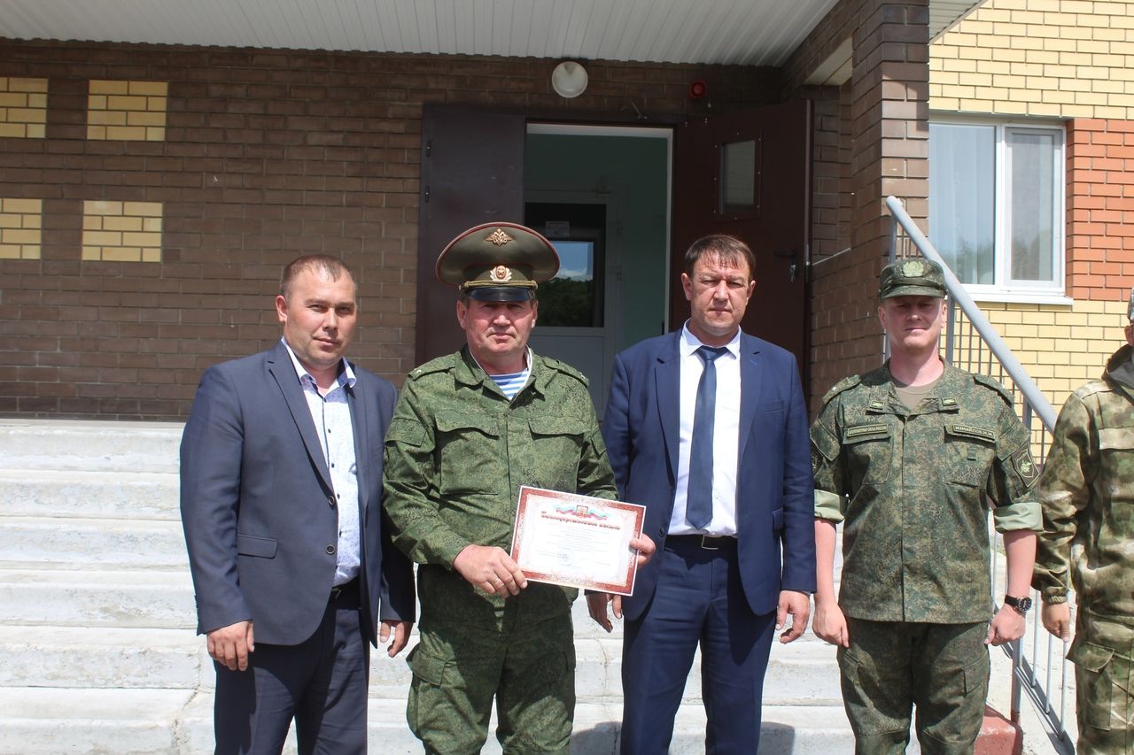 В лагере “Чайка” Дрожжановского района состоялось закрытие военно-полевых сборов