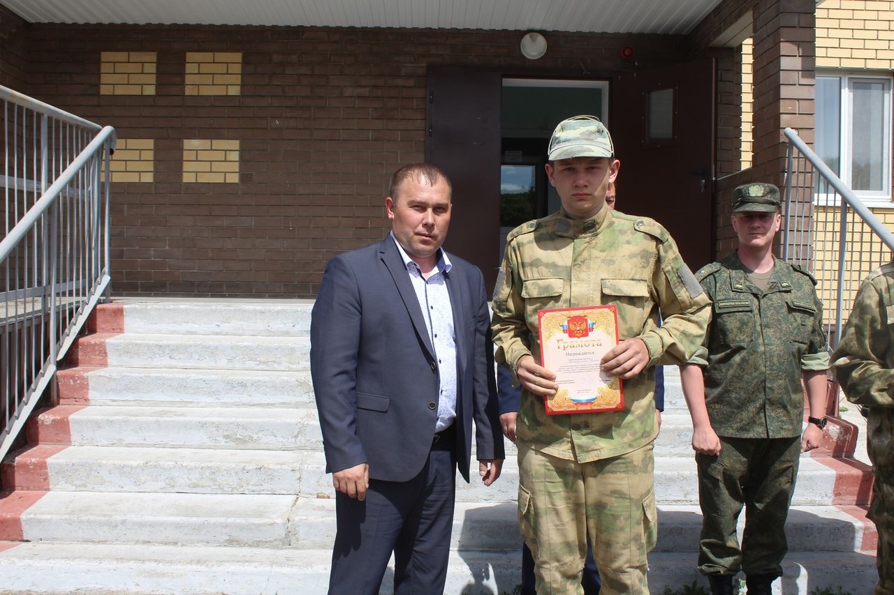 В лагере “Чайка” Дрожжановского района состоялось закрытие военно-полевых сборов