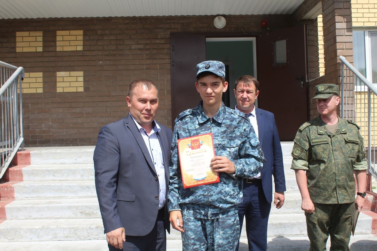 В лагере “Чайка” Дрожжановского района состоялось закрытие военно-полевых сборов