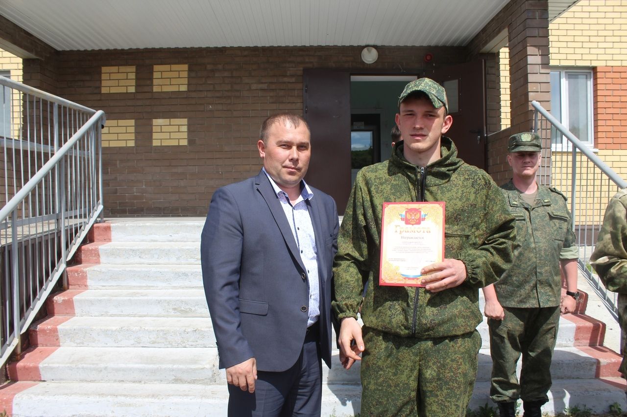 В лагере “Чайка” Дрожжановского района состоялось закрытие военно-полевых сборов