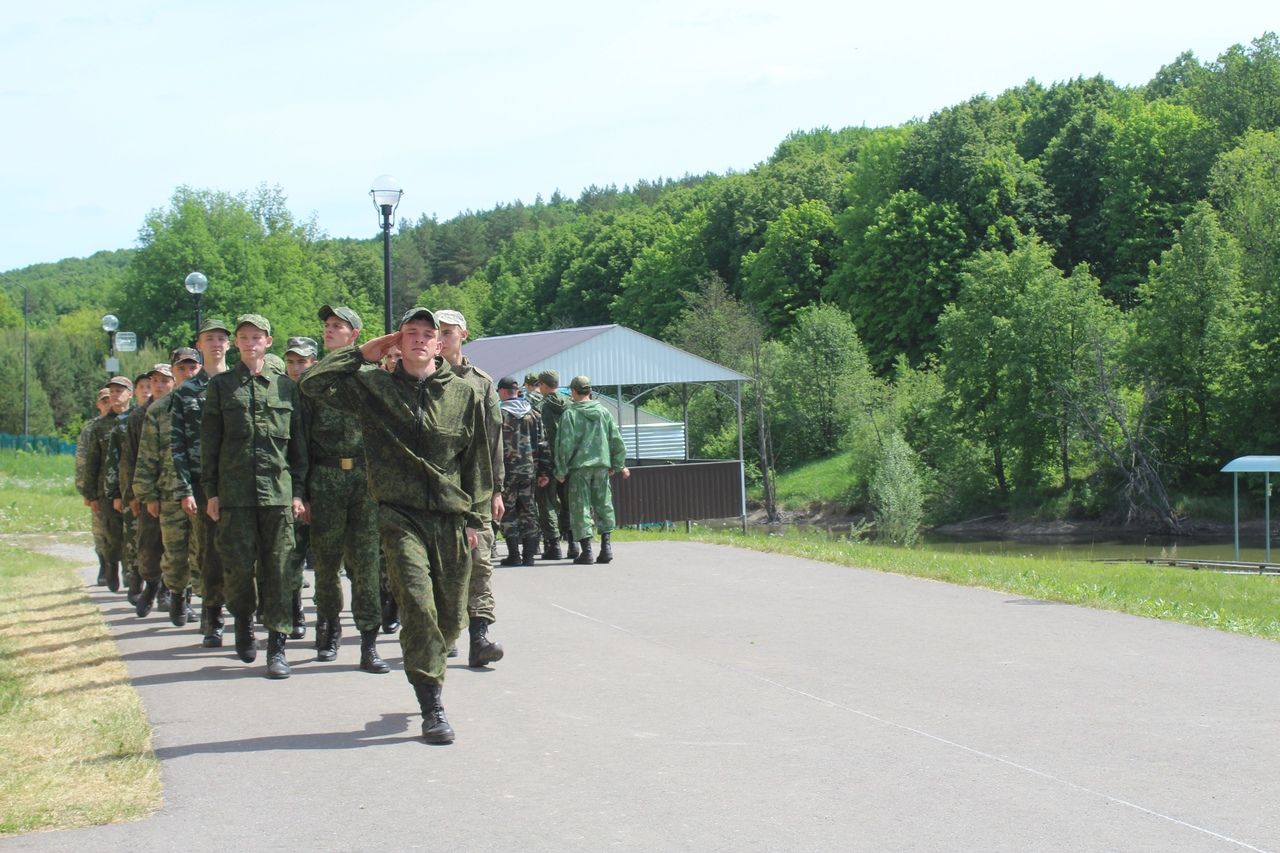 В лагере “Чайка” Дрожжановского района состоялось закрытие военно-полевых сборов