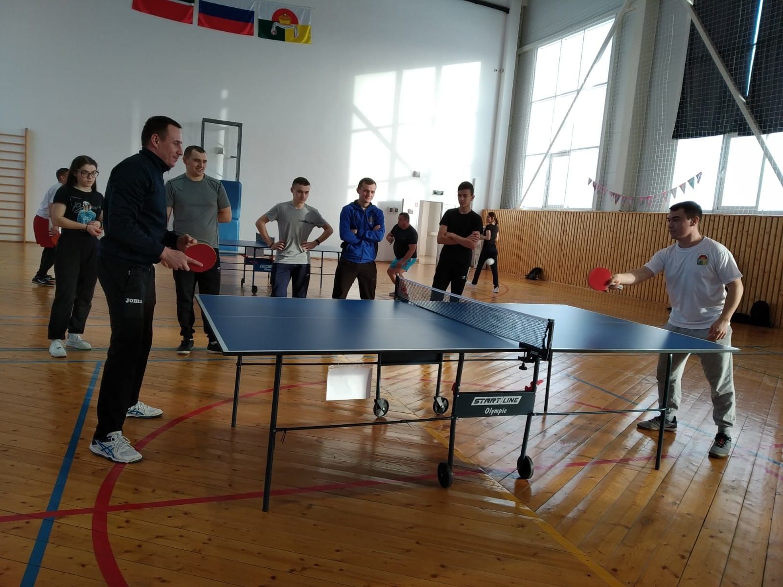 Лучшие теннисисты  Дрожжановского района поборолись за призы "Деда Мороза"