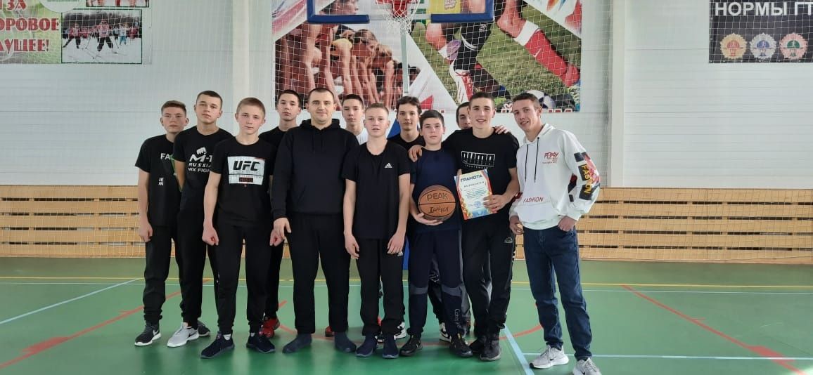 В Дрожжаном определились победители Чемпионата школьной баскетбольной лиги «КЭС - БАСКЕТ»