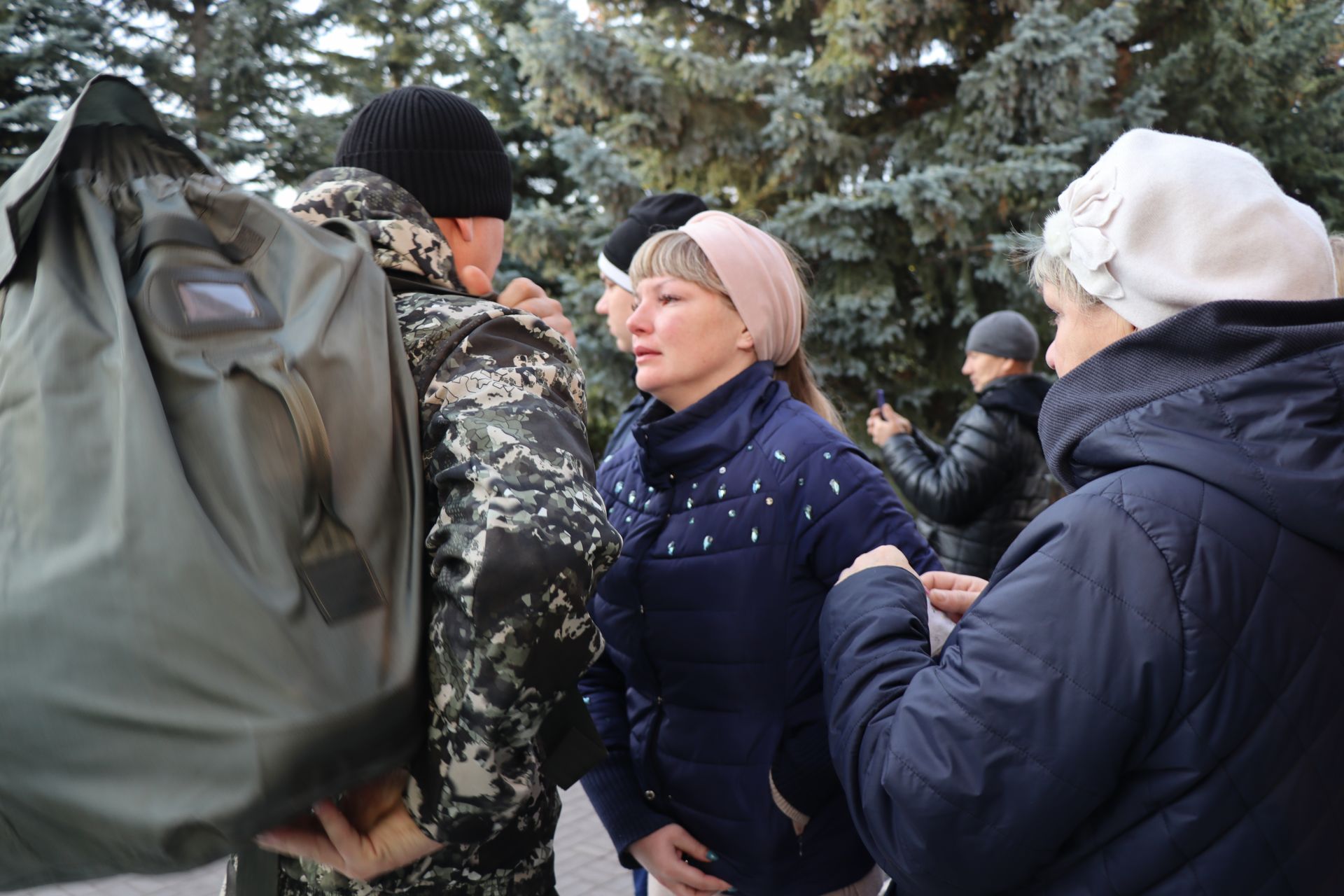 В Дрожжаном состоялась очередная отправка мобилизованных на сборный пункт