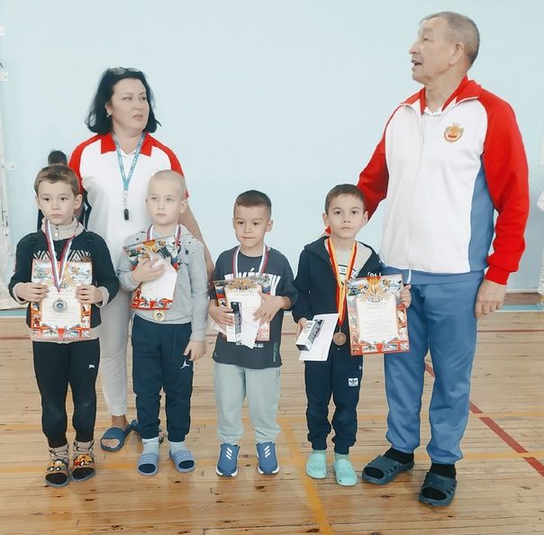 Юные пловцы Дрожжановского района выступили на первенстве в Чувашии