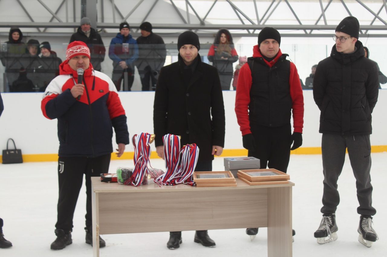 В Дрожжаном прошёл хоккей памяти Ильмира Хайбуллова