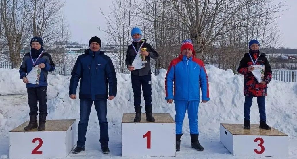 В  селе Новые Убеи состоялись соревнования по лыжным гонкам памяти дважды Героя Соцтруда Петра&nbsp;Дементьева